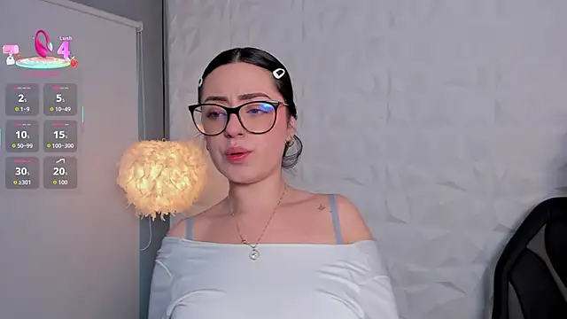 Snapshot of abby_angel_1 chatting on 12/17/25, 12:11 abby angel 1 online show from 12/17/25, 12:11