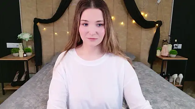 Lina Sinerz online show from 03/09/26, 08:46