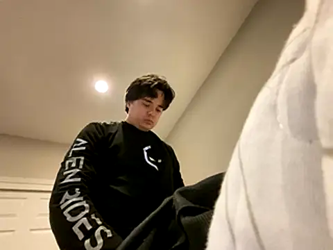 phantom898983 online show from 01/06/26, 05:22