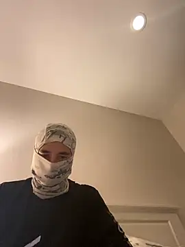 phantom898983 online show from 04/13/26, 08:20