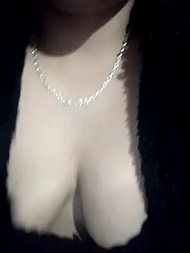 Snapshot of RV616 chatting on 12/05/25, 12:14 RV616 online show from 12/05/25, 12:14