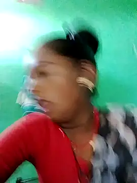 Snapshot of kami_sexe chatting on 12/18/25, 08:09 kami sexe online show from 12/18/25, 08:09