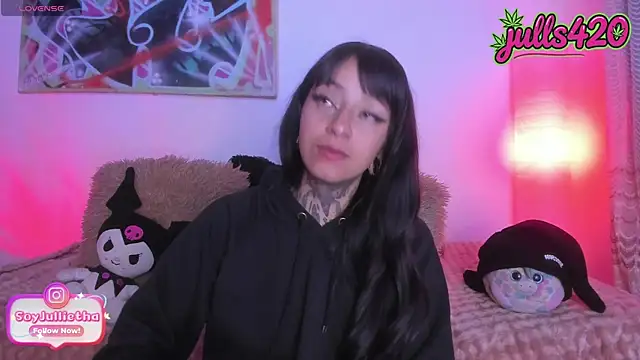 Julls420  online show from 07/03/26, 09:05