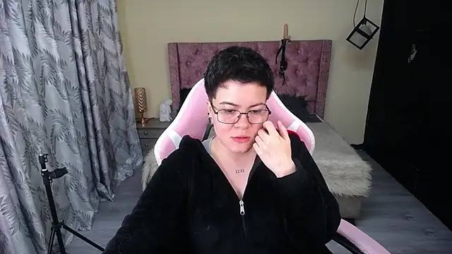 geminis xxx online show from 04/24/26, 03:42