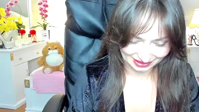Snapshot of RosiAlina chatting on 07/21/26, 07:54 RosiAlina online show from 07/21/26, 07:54