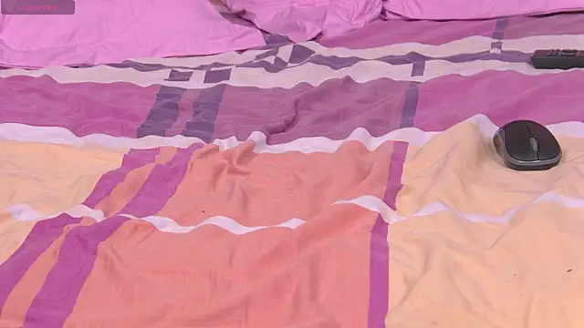 KendallVelvet online show from 04/15/26, 09:05