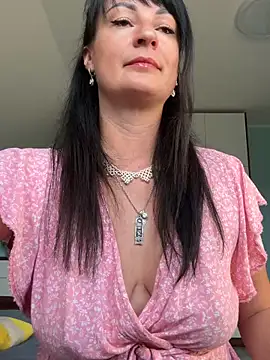 CherryCherry03 online show from 04/27/26, 07:50