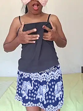 Snapshot of BadAhkm chatting on 12/16/25, 07:57 BadAhkm online show from 12/16/25, 07:57