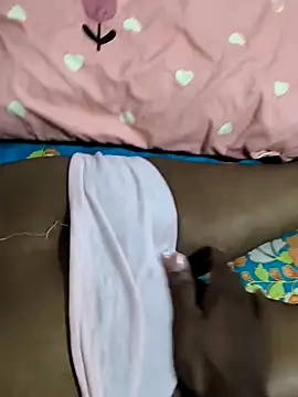 BadAhkm online show from 12/22/25, 01:52