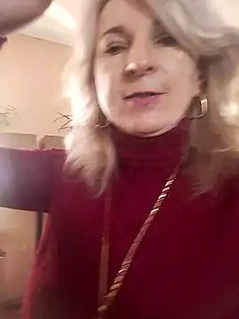 Snapshot of AhlyssaLove1155 chatting on 12/15/25, 10:30 AhlyssaLove1155 online show from 12/15/25, 10:30