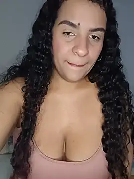 Snapshot of hot_bruntte chatting on 07/19/26, 05:55 hot bruntte online show from 07/19/26, 05:55