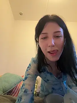 Nattasss online show from 06/09/26, 07:14