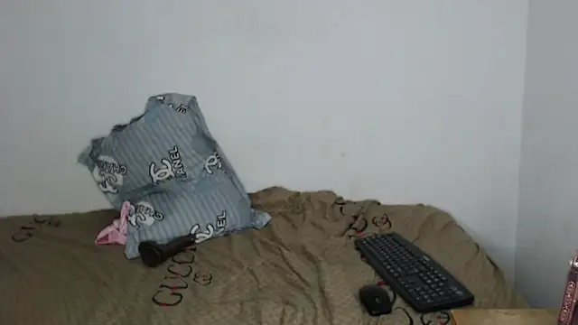 Belle2556 online show from 01/08/26, 10:34