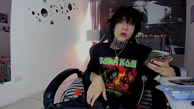 koryu skull online show from 02/03/26, 08:14