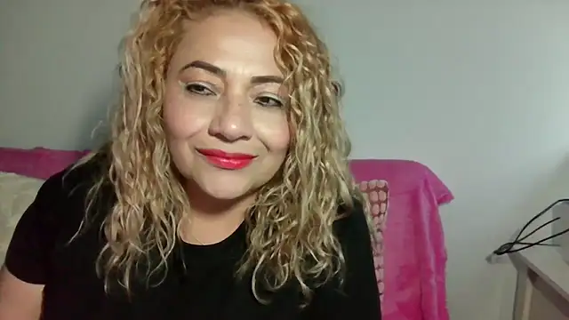 mariajosebarrazaa online show from 03/06/26, 06:26