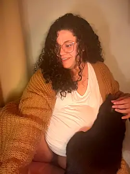 VanesssaMilf  online show from 02/15/26, 10:36