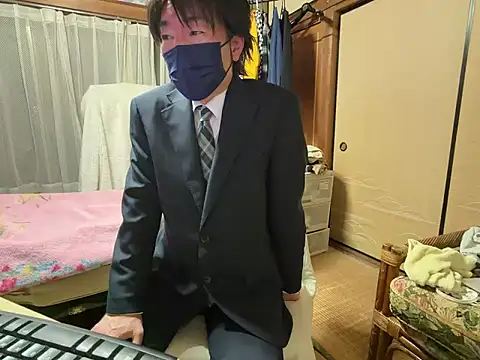 Hirokazu 12 online show from 02/27/26, 12:05