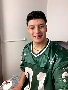 Goldenknight33 online show from 12/18/25, 02:45