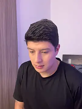 Goldenknight33 online show from 02/11/26, 04:01