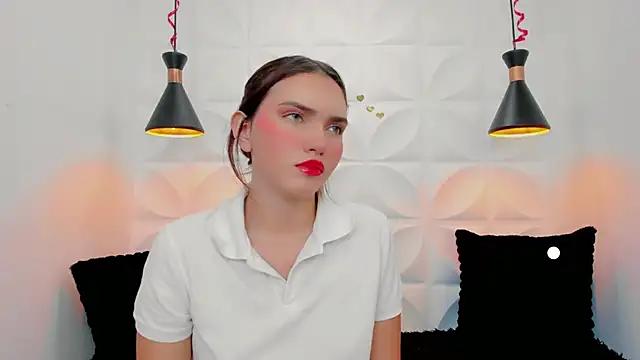 valeriecute18 online show from 02/17/26, 08:04