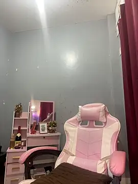 Ur hottestdella online show from 02/26/26, 07:13