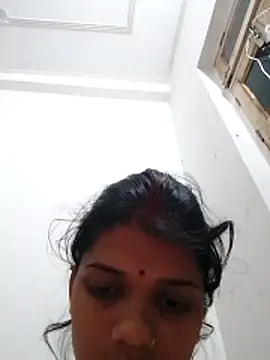 Snapshot of SEEMABABY12 chatting on 12/19/25, 03:30 SEEMABABY12 online show from 12/19/25, 03:30