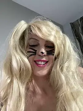 CelestialRuby online show from 02/20/25, 01:14