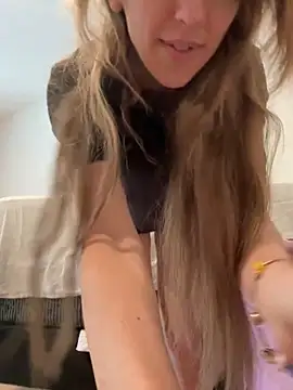 CelestialRuby online show from 10/18/25, 02:51