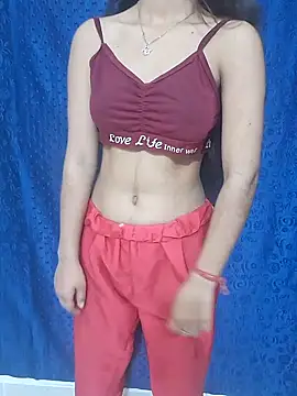 Snapshot of Tanu68 chatting on 12/15/25, 06:01 Tanu68 online show from 12/15/25, 06:01