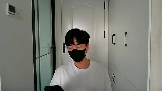 kimze7 online show from 01/09/26, 08:17