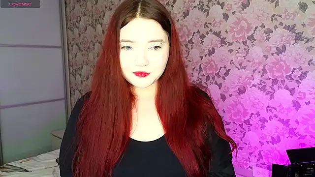 Snapshot of AvroraMichel chatting on 12/15/25, 12:53 AvroraMichel online show from 12/15/25, 12:53