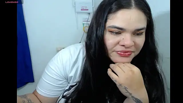 NinaFuentes2X online show from 05/22/26, 04:19