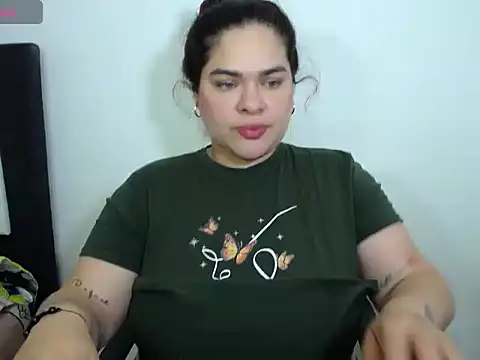 NinaFuentes2X online show from 08/03/26, 03:27