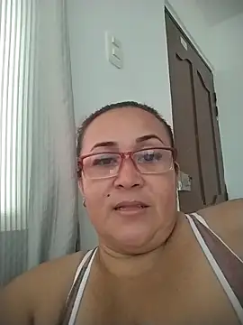 Nini Love  online show from 04/05/26, 02:14