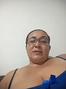 Nini Love  online show from 04/08/26, 08:25