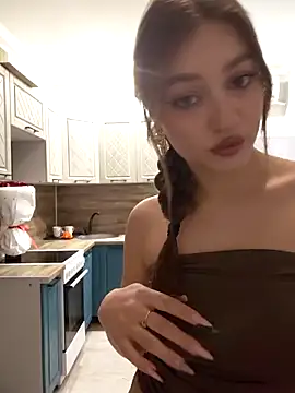 findwayout online show from 03/01/26, 01:24