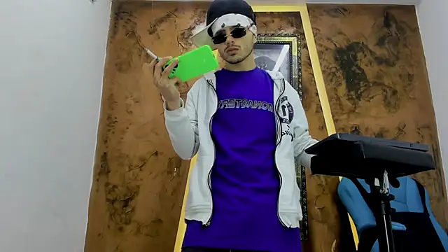 Snapshot of Jhostonex chatting on 02/24/26, 03:26 Jhostonex online show from 02/24/26, 03:26