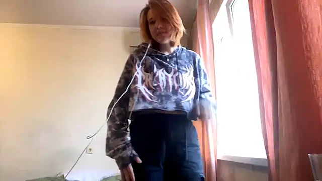 Julie mayers  online show from 12/19/25, 11:50