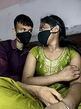 couplegk71 online show from 02/15/26, 11:52