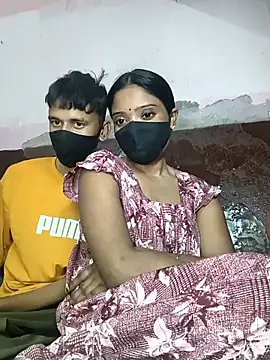 couplegk71 online show from 02/17/26, 04:57