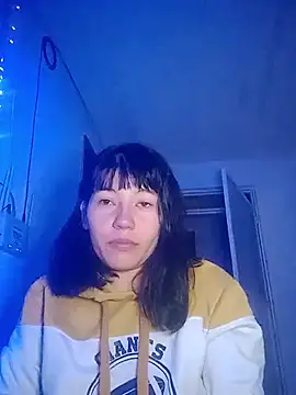 Angeline  Thompson online show from 12/23/25, 03:48