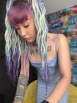 Tattoo  Moon online show from 05/29/26, 12:30