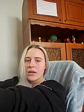 Snapshot of ChristinaWheeled11 chatting on 02/18/26, 01:07 ChristinaWheeled11 online show from 02/18/26, 01:07