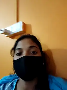 Snapshot of vivi_sexe chatting on 12/14/25, 08:46 vivi sexe online show from 12/14/25, 08:46