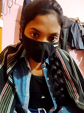 Snapshot of vivi_sexe chatting on 12/16/25, 05:51 vivi sexe online show from 12/16/25, 05:51