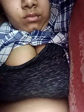 pihuu1313 online show from 02/10/26, 06:45