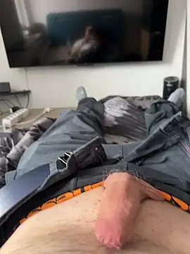 Snapshot of Geilerspritzer2023 chatting on 02/18/26, 02:46 Geilerspritzer2023 online show from 02/18/26, 02:46