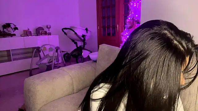 Snapshot of AlphaCasile chatting on 12/19/25, 11:45 AlphaCasile online show from 12/19/25, 11:45