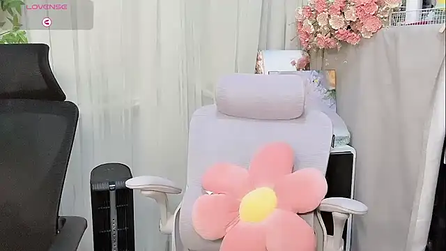 Yvonne-07 online show from 03/02/26, 01:51