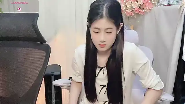 Yvonne-07 online show from 03/04/26, 12:55